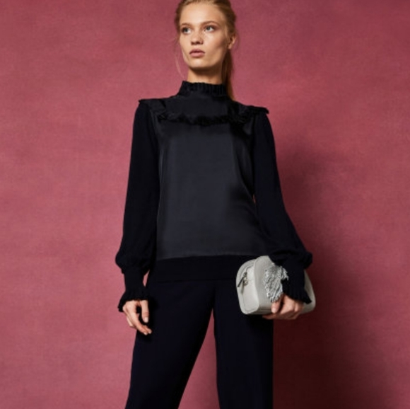 🍒NWOT🍒 TED BAKER CASHMERE BLEND SWEATER - Picture 9 of 14